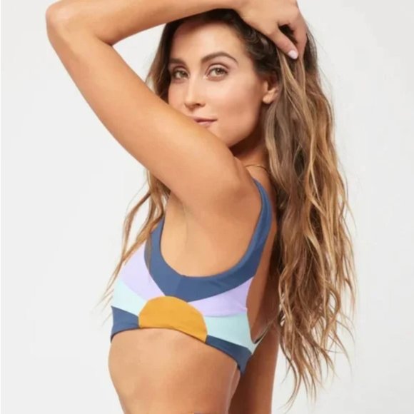 NWT L*Space Lizzie Top in Sunburst, M, Slate blue,‎ sky, purple and sunburst - Picture 2 of 4